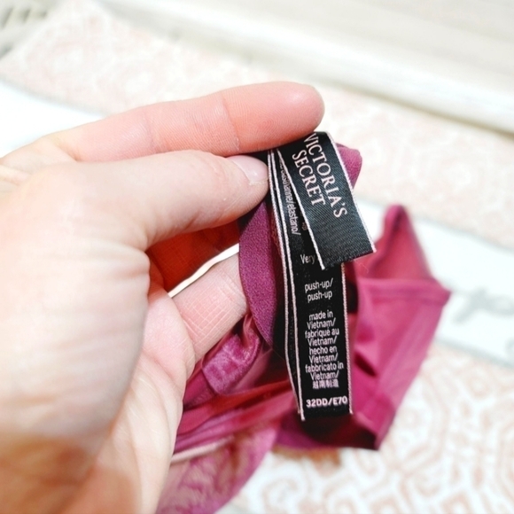 VS VERY SEXY PUSH UP BRA, BLUSH ROSE & LACE, SZ 32DD, LIKE NEW! SEXY!!! - Picture 5 of 8